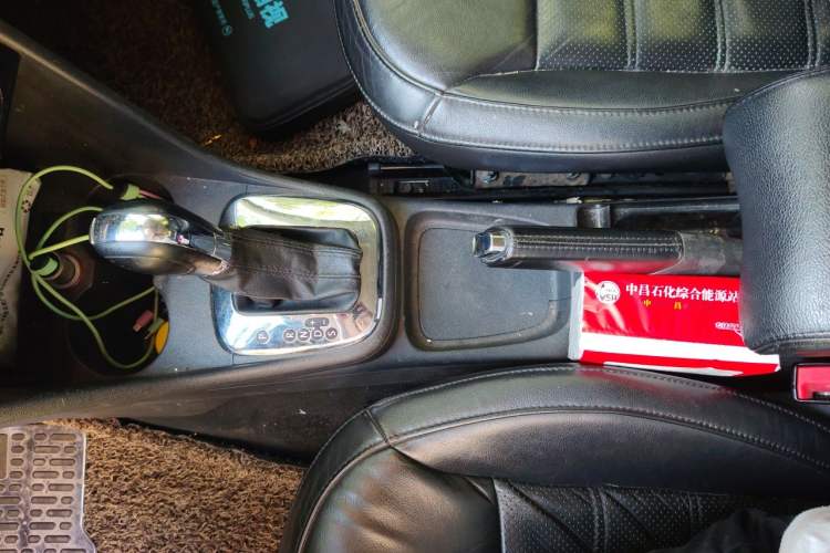 Used Volkswagen Polo 2011 1.6L Automatic ZhiKu Edition Gear Lever