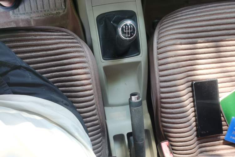 Used Volkswagen Polo 2011 Jingqu 1.4L Manual Shishang Edition Gear Lever