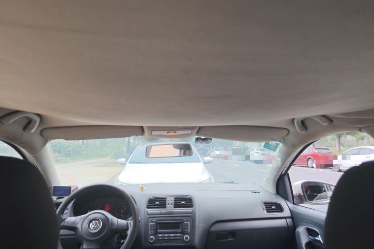 Used Volkswagen Polo 2011 1.4L Manual ZhiLe Edition Headliner