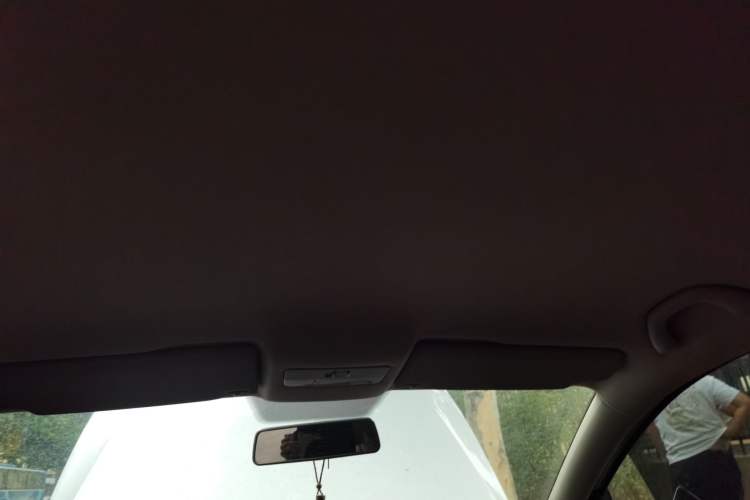 Used Volkswagen Polo 2011 1.4L Automatic ZhiShang Version Headliner
