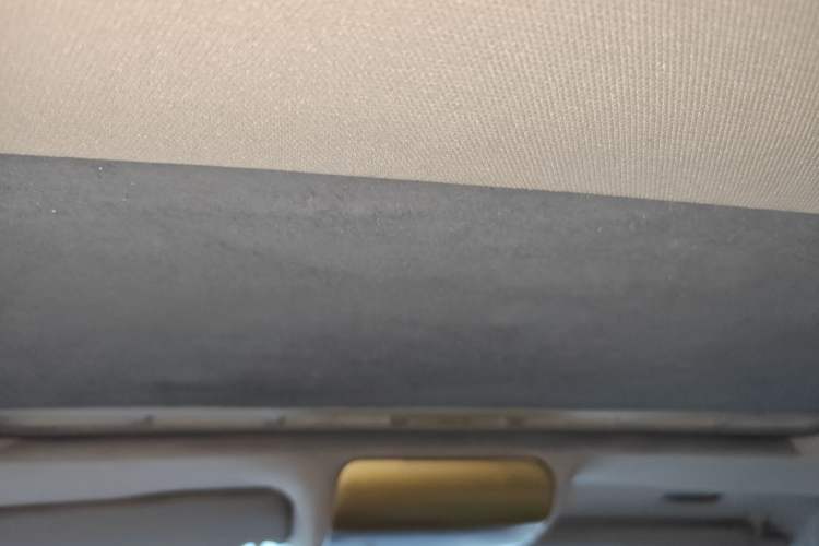Used Volkswagen Polo 2011 1.4L Manual ZhiShang Edition Headliner