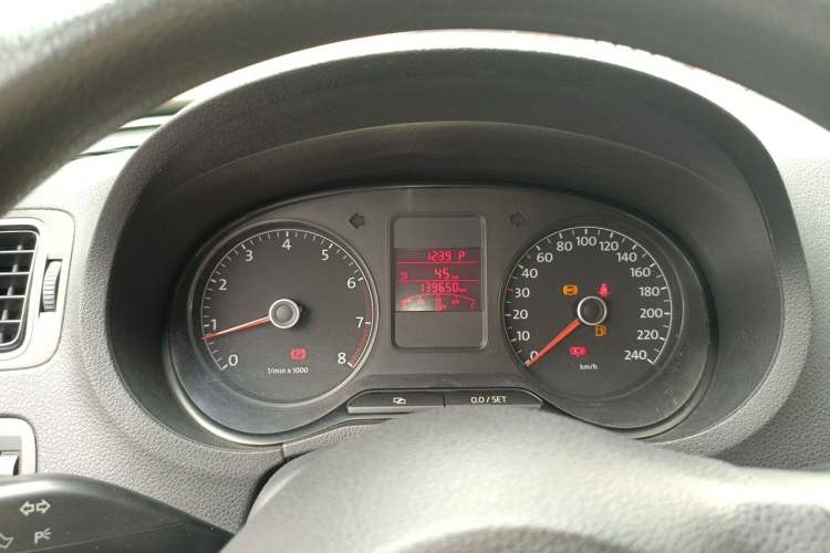 Used Volkswagen Polo 2011 1.4L Automatic ZhiShang Version Instrument Cluster