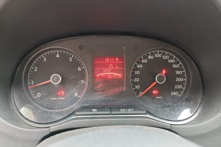 Used Volkswagen Polo 2011 1.6L Automatic ZhiShang Version Instrument Cluster