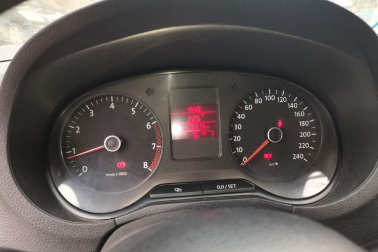 Used Volkswagen Polo 2011 1.4L Manual ZhiLe Edition Instrument Cluster