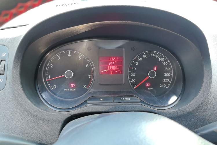 Used Volkswagen Polo 2011 1.4L Automatic ZhiShang Version Instrument Cluster
