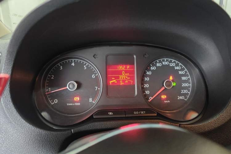 Used Volkswagen Polo 2011 1.4L Automatic ZhiCool Edition Instrument Cluster