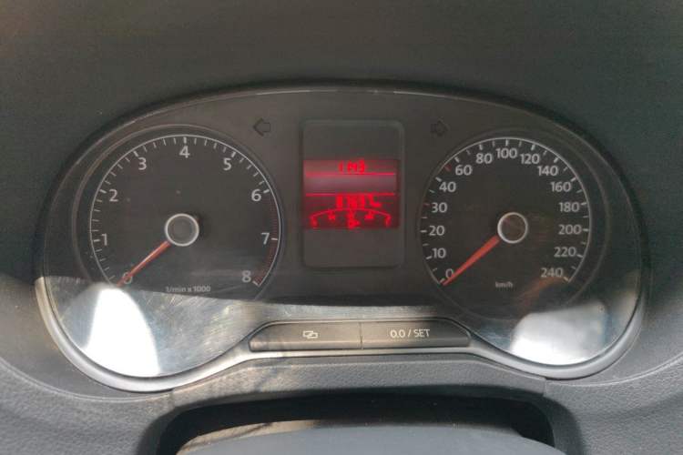 Used Volkswagen Polo 2011 1.4L Automatic ZhiShang Version Instrument Cluster