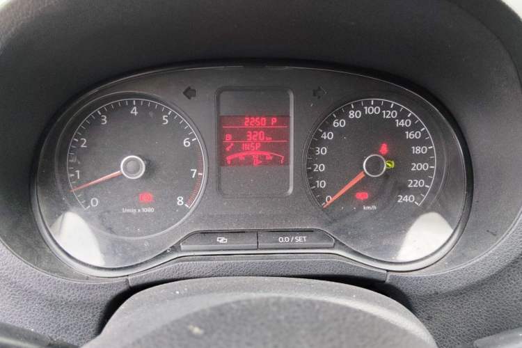 Used Volkswagen Polo 2011 1.6L Automatic ZhiShang Version Instrument Cluster