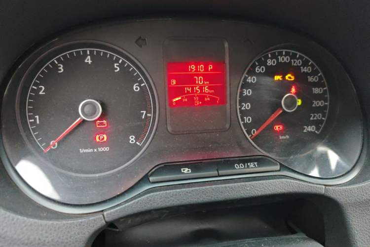 Used Volkswagen Polo 2011 1.4L Automatic ZhiShang Version Instrument Cluster