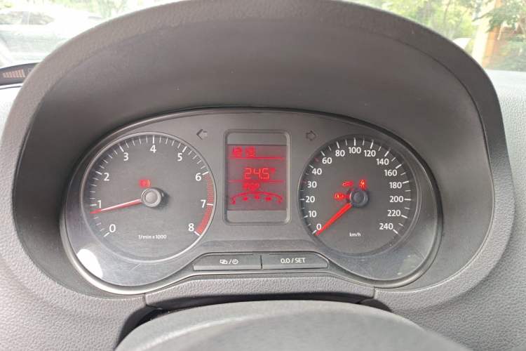 Used Volkswagen Polo 2011 1.4L Manual ZhiLe Edition Instrument Cluster