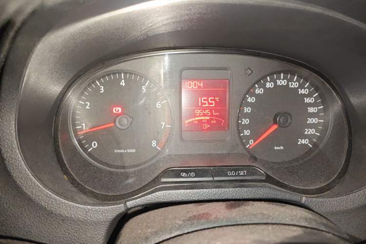 Used Volkswagen Polo 2011 1.4L Manual ZhiLe Edition Instrument Cluster