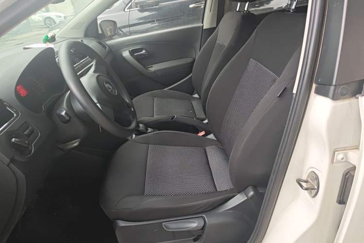 Used Volkswagen Polo 2011 1.6L Automatic ZhiShang Version Left Front Seat