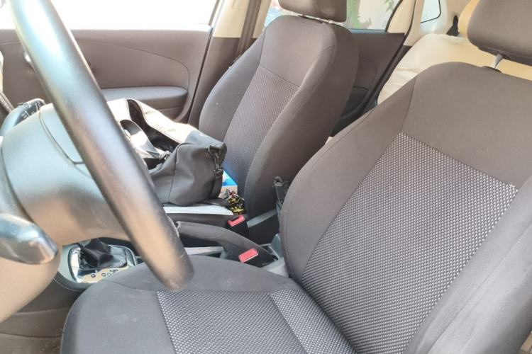 Used Volkswagen Polo 2011 1.6L Automatic ZhiShang Version Left Front Seat