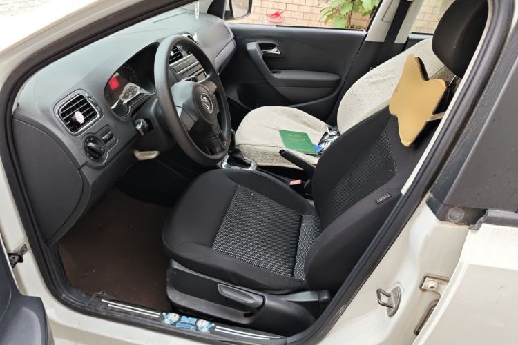 Used Volkswagen Polo 2011 1.6L Automatic ZhiShang Version Left Front Seat