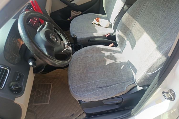Used Volkswagen Polo 2011 1.6L Manual ZhiShang Edition Left Front Seat