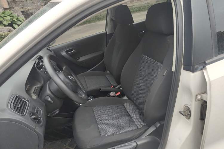 Used Volkswagen Polo 2011 1.4L Automatic ZhiCool Edition Left Front Seat