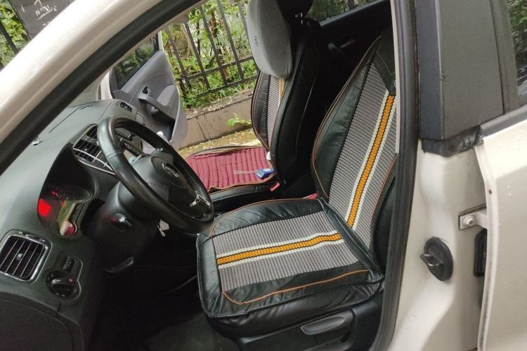 Used Volkswagen Polo 2011 1.6L Automatic ZhiShang Version Left Front Seat