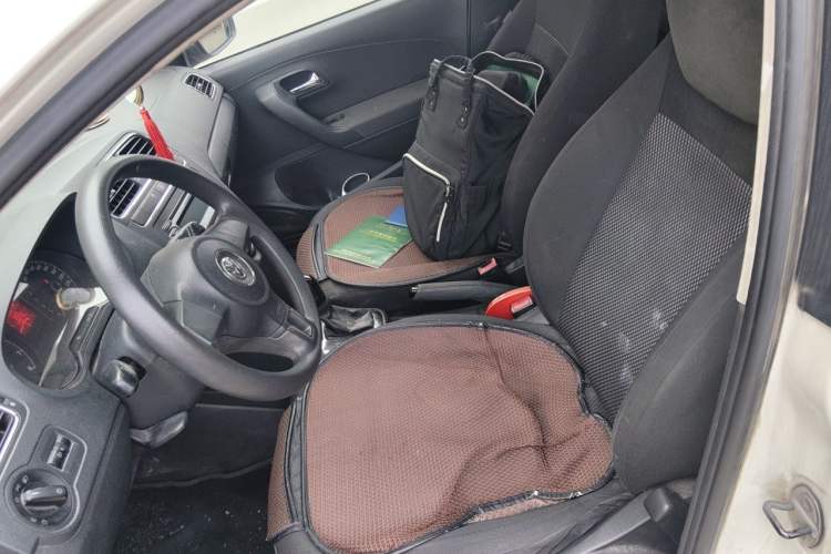 Used Volkswagen Polo 2011 1.6L Automatic ZhiShang Version Left Front Seat