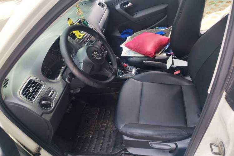 Used Volkswagen Polo 2011 1.6L Automatic ZhiShang Version Left Front Seat