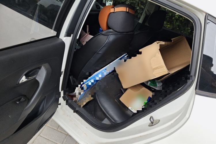 Used Volkswagen Polo 2011 1.4L Manual ZhiLe Edition Left Rear Seat