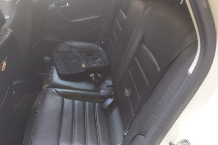 Used Volkswagen Polo 2011 1.6L Automatic ZhiKu Edition Left Rear Seat