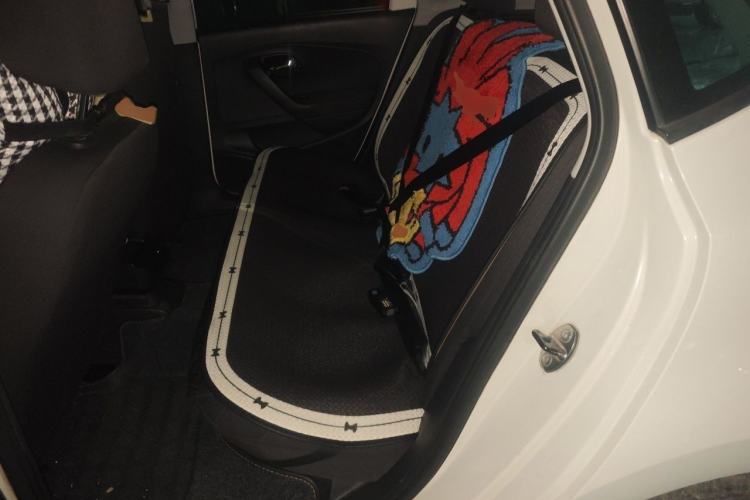 Used Volkswagen Polo 2011 1.6L Automatic ZhiShang Version Left Rear Seat