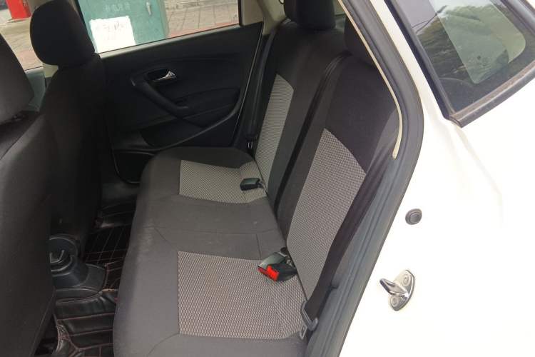 Used Volkswagen Polo 2011 1.4L Manual ZhiLe Edition Left Rear Seat