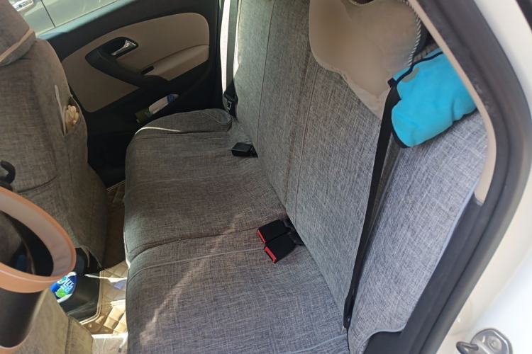 Used Volkswagen Polo 2011 1.6L Manual ZhiShang Edition Left Rear Seat