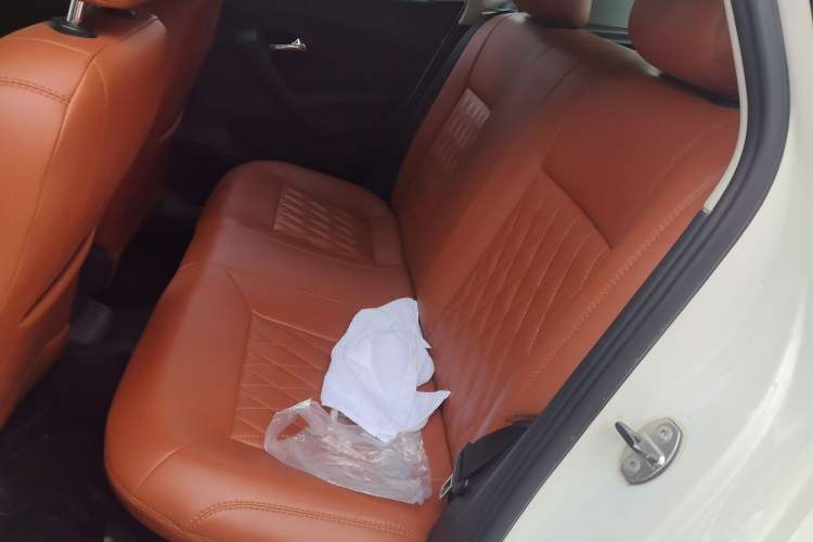 Used Volkswagen Polo 2011 1.4L Manual ZhiLe Edition Left Rear Seat