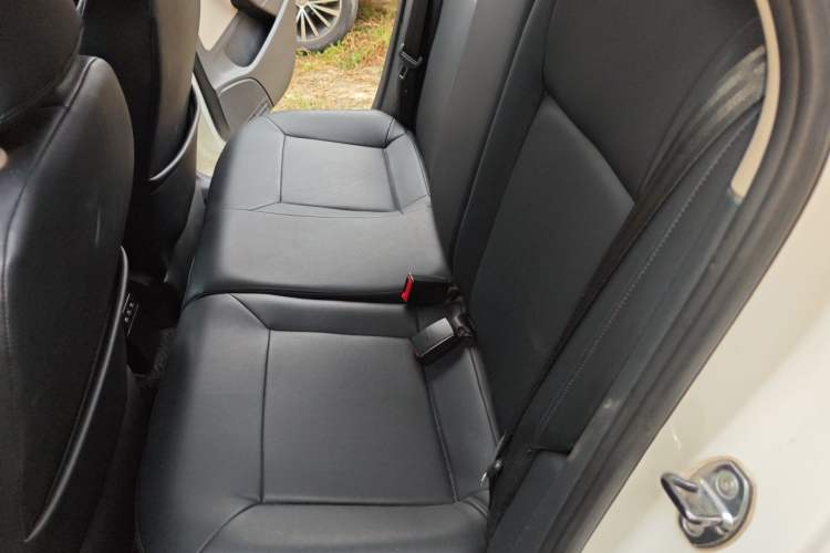 Used Volkswagen Polo 2011 1.4L Automatic ZhiShang Version Left Rear Seat
