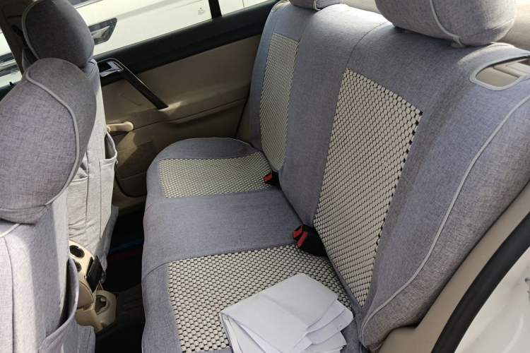 Used Volkswagen Polo 2011 Jingqu 1.4L Manual Sile Edition Left Rear Seat
