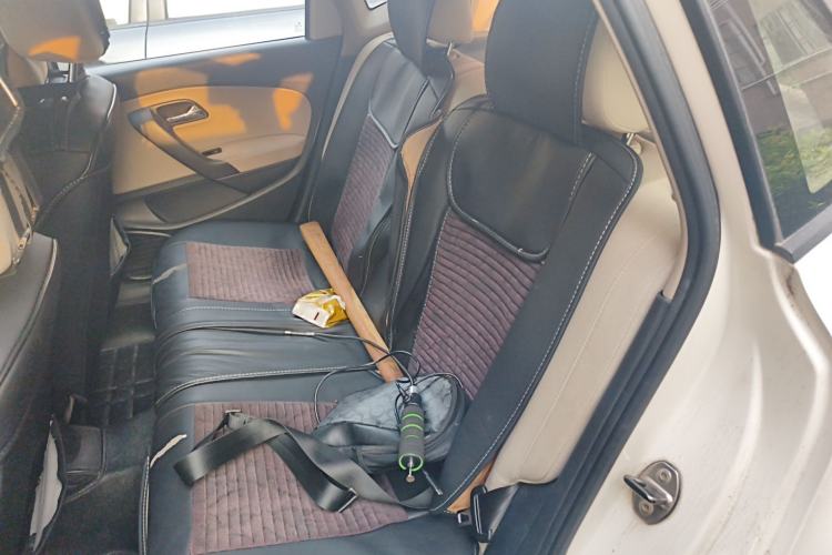 Used Volkswagen Polo 2011 1.4L Manual ZhiShang Edition Left Rear Seat