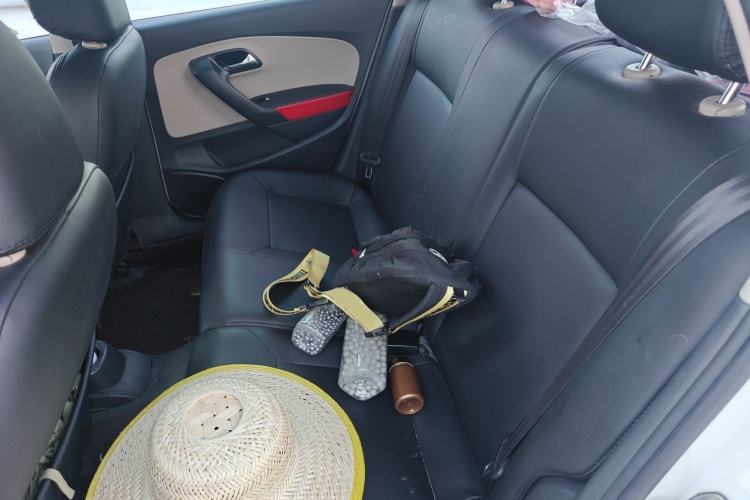 Used Volkswagen Polo 2011 1.6L Automatic ZhiKu Edition Left Rear Seat