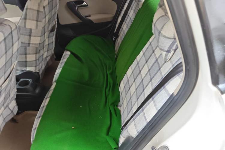 Used Volkswagen Polo 2011 1.4L Manual ZhiShang Edition Left Rear Seat