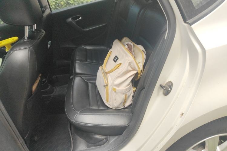 Used Volkswagen Polo 2011 1.6L Automatic ZhiKu Edition Left Rear Seat