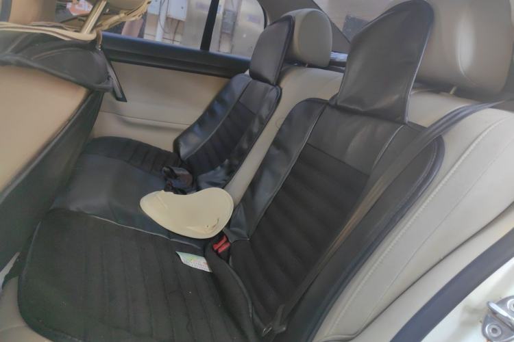 Used Volkswagen Polo 2011 Jingqu 1.6L Automatic Siku Edition Left Rear Seat