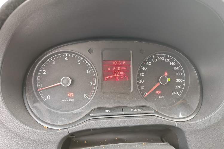Used Volkswagen Polo 2011 1.6L Automatic ZhiShang Version Odometer Close Up