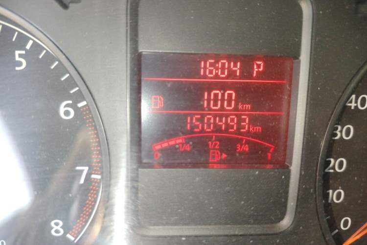 Used Volkswagen Polo 2011 1.4L Automatic ZhiShang Version Odometer Close Up