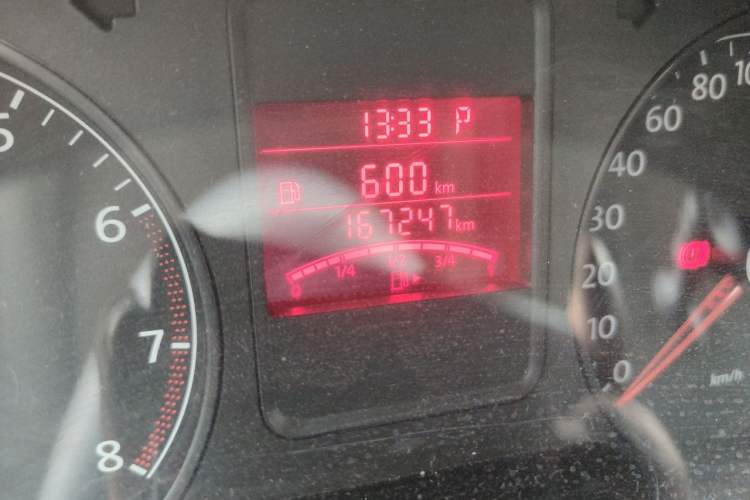 Used Volkswagen Polo 2011 1.6L Automatic ZhiShang Version Odometer Close Up