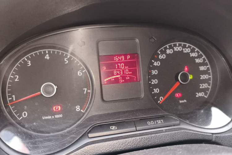 Used Volkswagen Polo 2011 1.6L Automatic ZhiShang Version Odometer Close Up