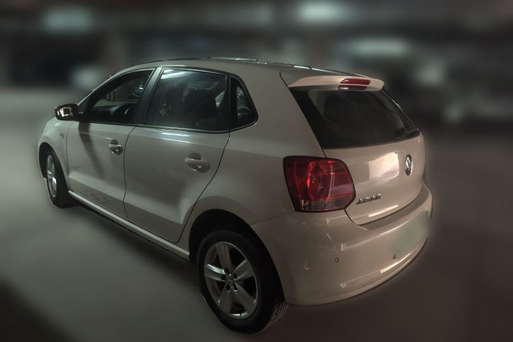 Used Volkswagen Polo 2011 1.4L Automatic ZhiShang Version Rear Left 45 Deg