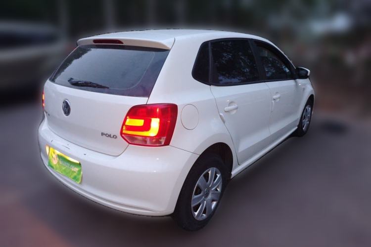 Used Volkswagen Polo 2011 1.4L Manual ZhiLe Edition Rear Right 45 Deg