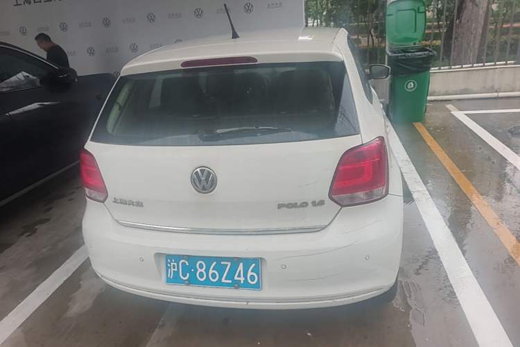 Used Volkswagen Polo 2011 1.6L Automatic ZhiShang Version Rear
