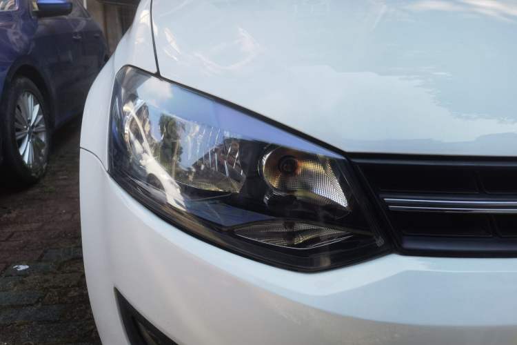Used Volkswagen Polo 2011 1.6L Automatic ZhiKu Edition Right Front Headlight