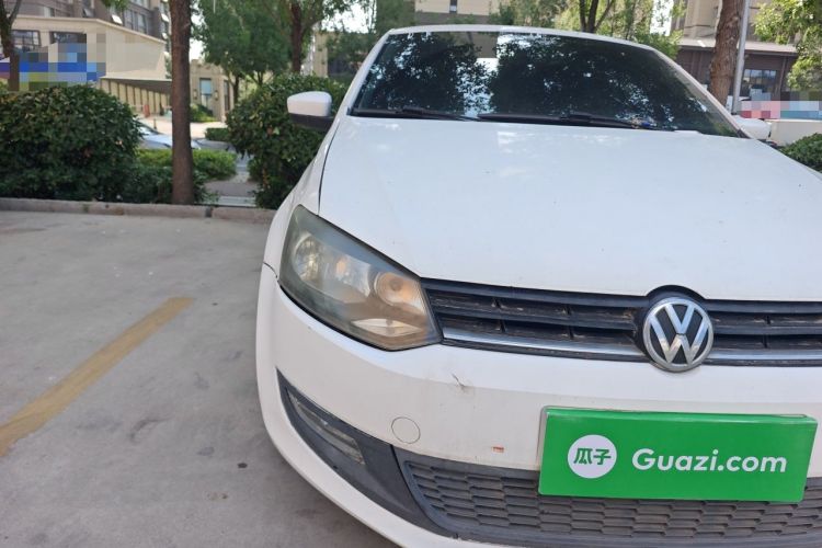 Used Volkswagen Polo 2011 1.6L Automatic ZhiShang Version Right Front Headlight