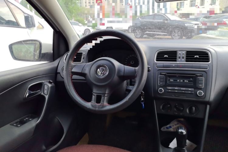 Used Volkswagen Polo 2011 1.4L Automatic ZhiShang Version Steering Wheel