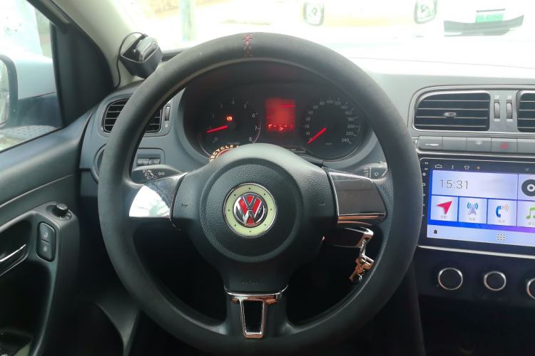 Used Volkswagen Polo 2011 1.4L Manual ZhiLe Edition Steering Wheel