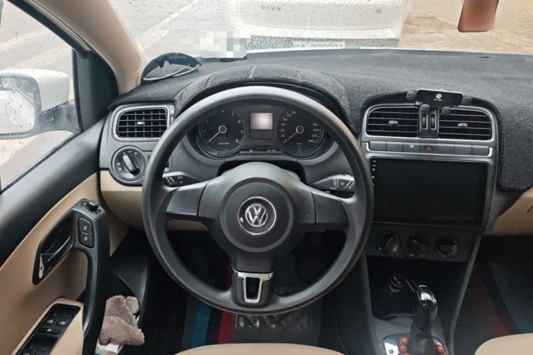 Used Volkswagen Polo 2011 1.4L Automatic ZhiShang Version Steering Wheel