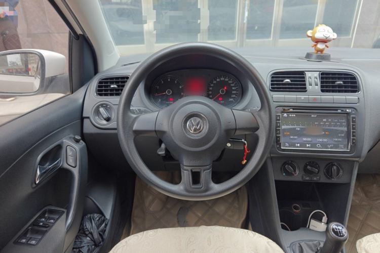 Used Volkswagen Polo 2011 1.4L Manual ZhiLe Edition Steering Wheel