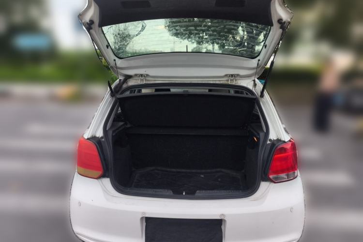 Used Volkswagen Polo 2011 1.4L Manual ZhiLe Edition Trunk